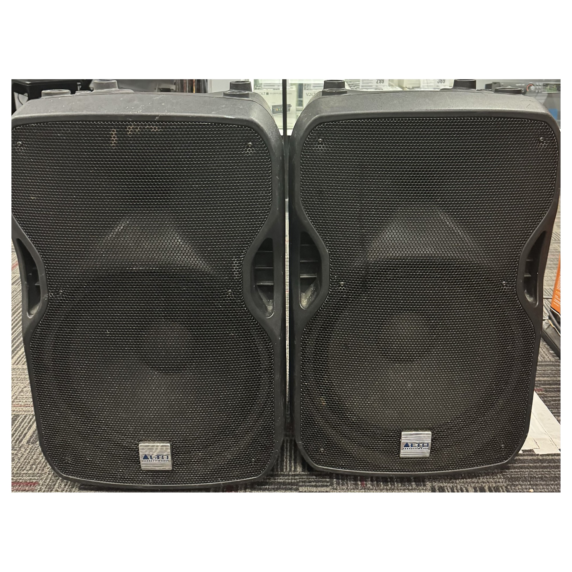 Used Alto TS115A 2-Way 800W Pair Powered Speaker | Guitar Center
