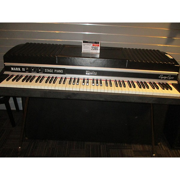 Vintage Rhodes 1979 Mark II 88 Suitcase Piano Acoustic Piano