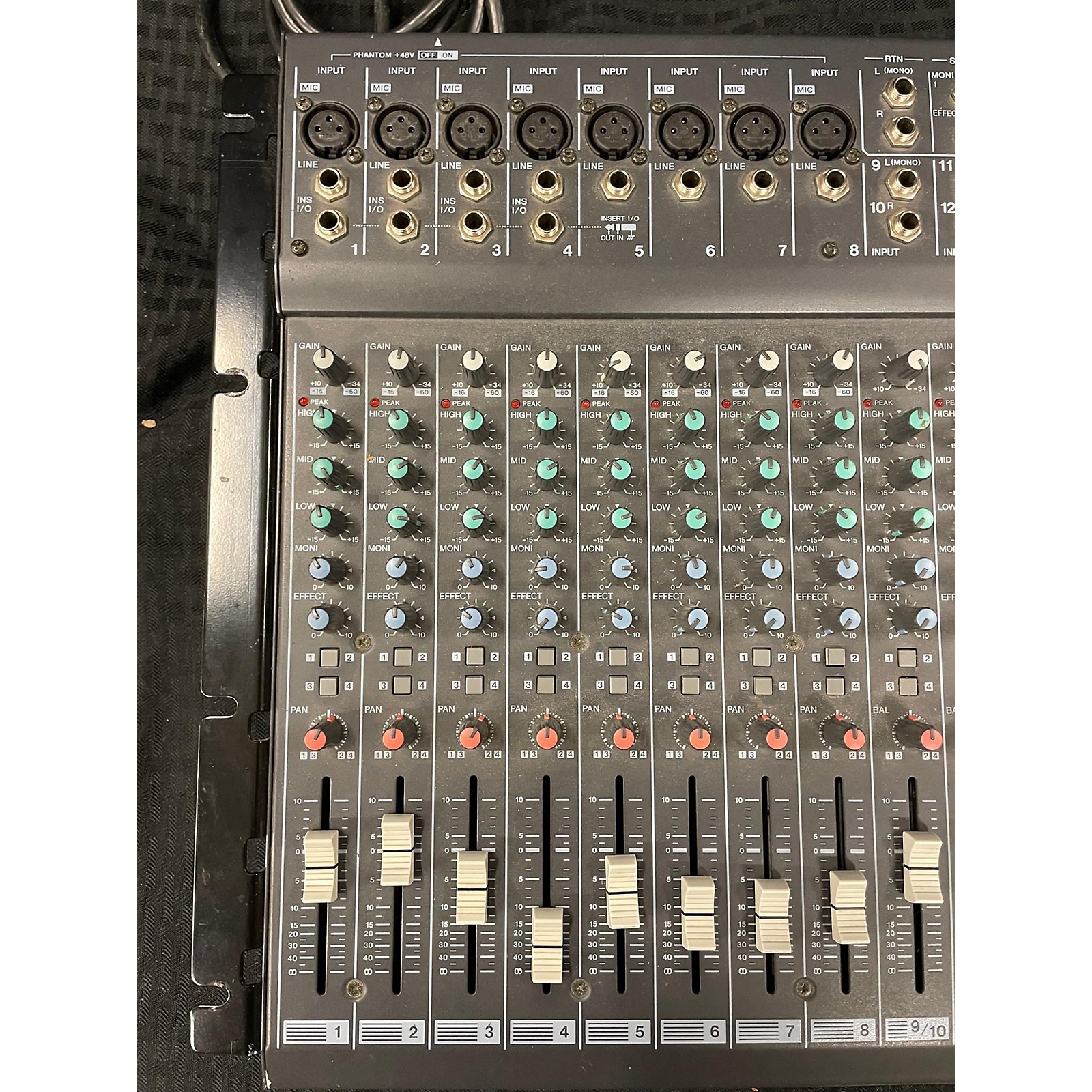 Used Yamaha Mx12/4 Powered Mixer | Guitar Center