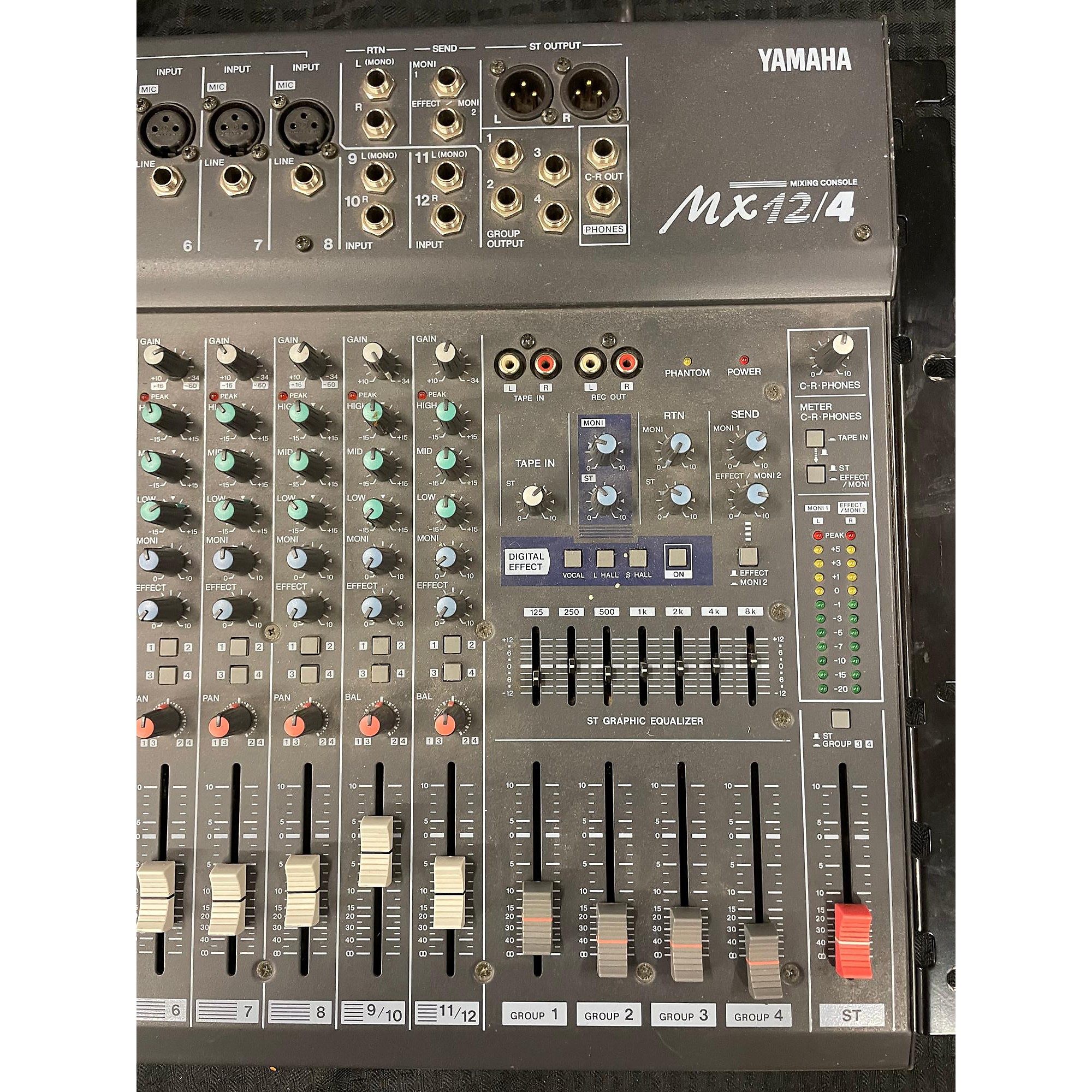 Used Yamaha Mx12/4 Powered Mixer | Guitar Center