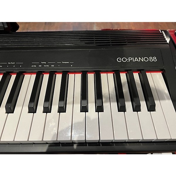 Used Roland R-C-CCM-GO-88-P Portable Keyboard
