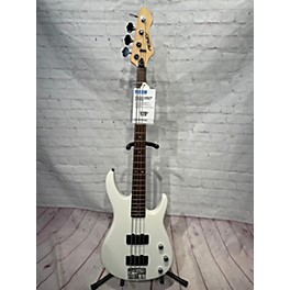 Used Peavey Used Peavey FOUNDATION Alpine White Electric Bass Guitar