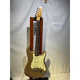 Used Fender Used 2013 Fender CUSTOM SHOP 1964 STRAT LIGHT RELIC Shoreline Gold Solid Body Electric Guitar