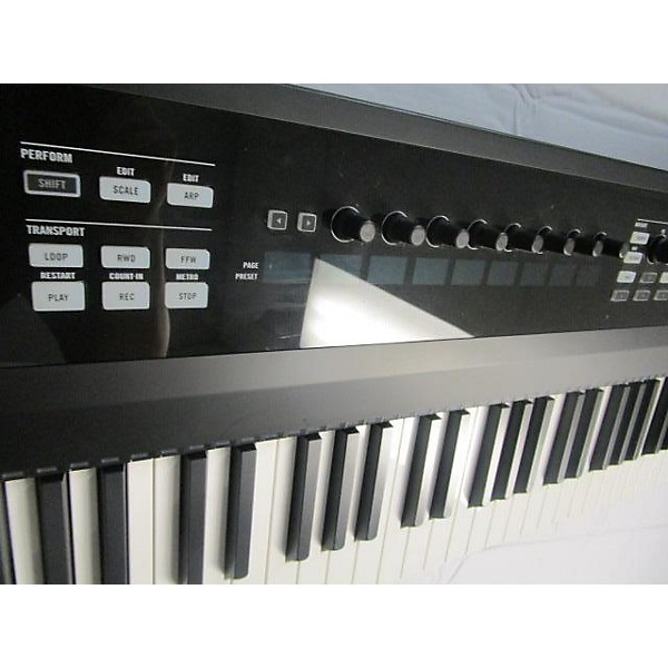 Used Native Instruments Komplete Kontrol S88 MIDI Controller