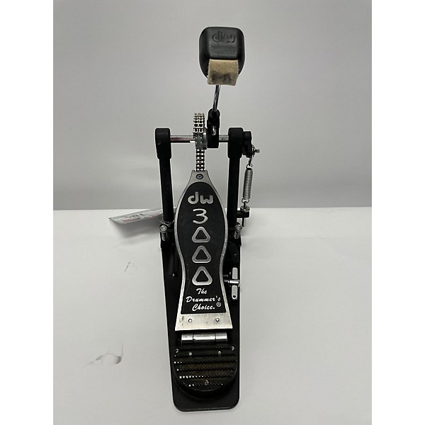 Used DW 3000 Series Single Single Bass Drum Pedal