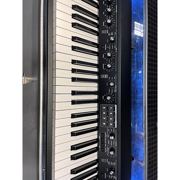 Used KORG SV2-73 73 Key Stage Piano