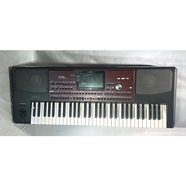 Used KORG Pa700 Keyboard Workstation