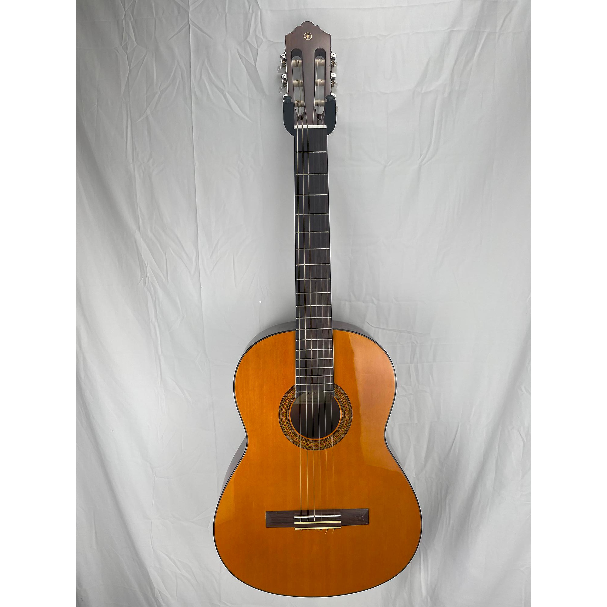 Used Yamaha CG102 Classical Acoustic Guitar Natural | Guitar Center