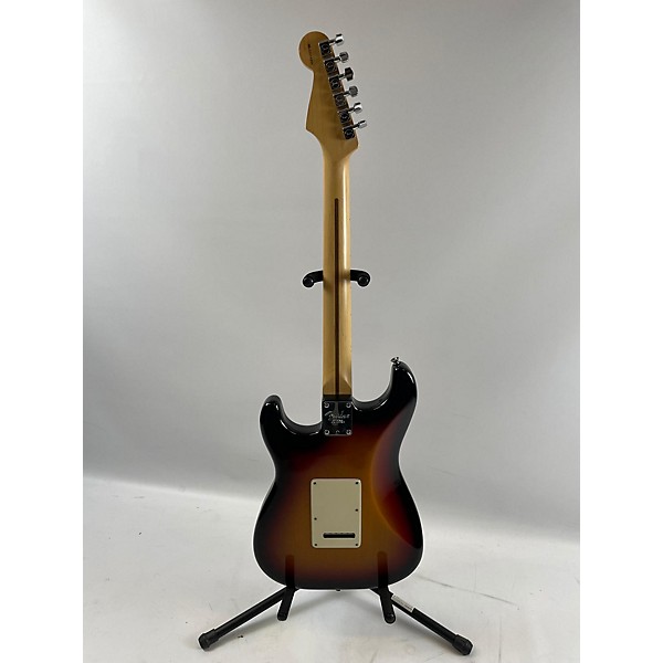 Used Fender Used Fender American Standard Stratocaster 2 Tone Sunburst Solid Body Electric Guitar