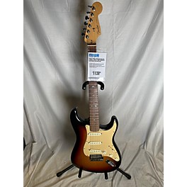 Used Fender Used Fender American Deluxe Stratocaster 2 Tone Sunburst Solid Body Electric Guitar