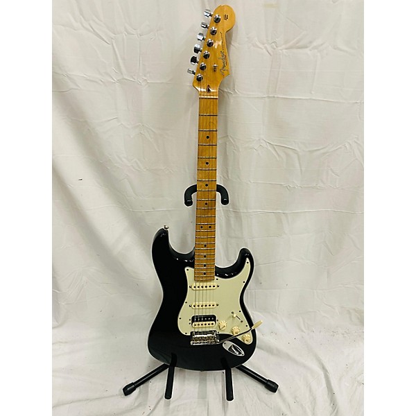 Used Fender Used Fender American Professional Standard Stratocaster HSS Black Solid Body Electric Guitar