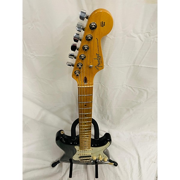 Used Fender Used Fender American Professional Standard Stratocaster HSS Black Solid Body Electric Guitar