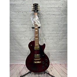 Used Gibson Used 2006 Gibson Les Paul Studio Wine Red Solid Body Electric Guitar