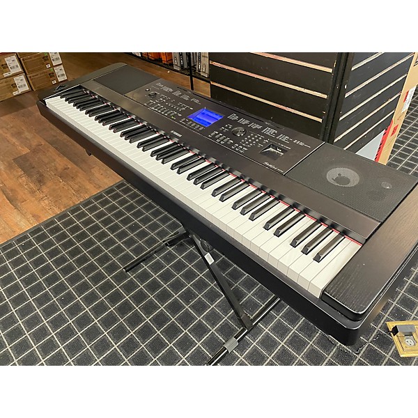 Used Yamaha DGX660 Portable Keyboard