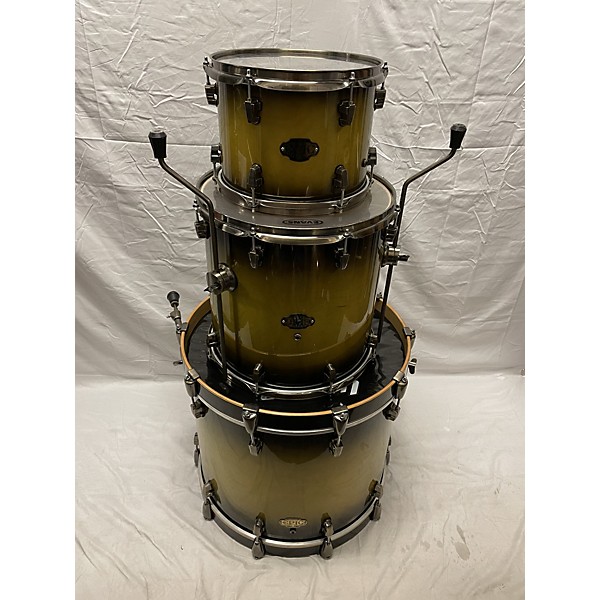 중고 Ludwig Epic Pro Beat 드럼 키트 GOLD중고 Ludwig Epic Pro Beat 드럼 키트 GOLD  