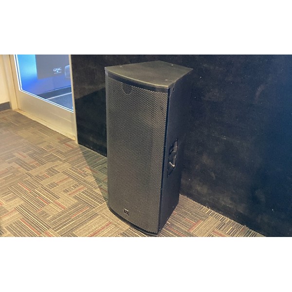 Used Electro-Voice ETX35P Powered Speaker