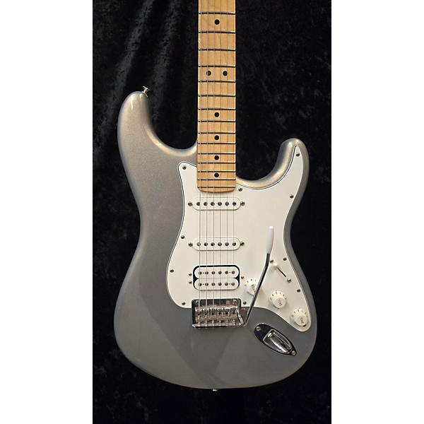 Used Fender Used Fender Limited Edition Standard Player HSS Inca Silver Solid Body Electric Guitar