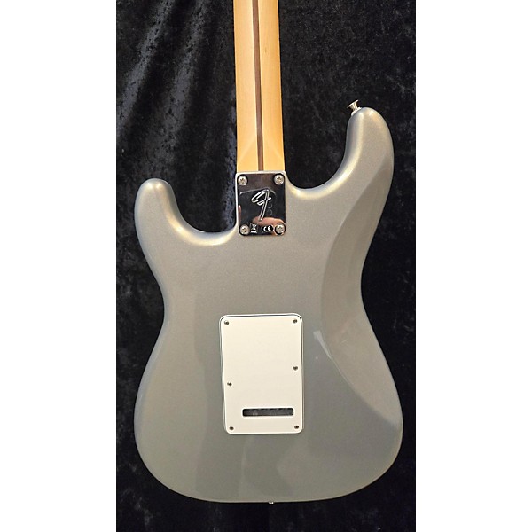 Used Fender Used Fender Limited Edition Standard Player HSS Inca Silver Solid Body Electric Guitar