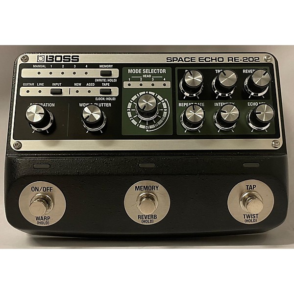 Used BOSS RE-202 Effect Pedal