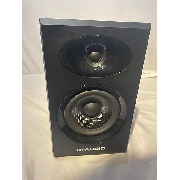 Used M-Audio BX5 Powered Monitor