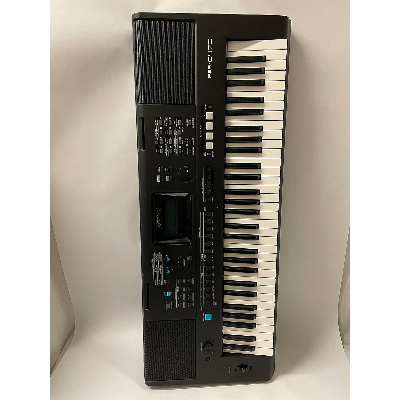 Used Yamaha PSRE473 Keyboard Workstation | Guitar Center