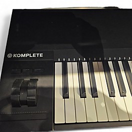 Used Native Instruments Used Native Instruments Komplete Kontrol S88 MK2 MIDI Controller