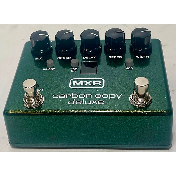 Used MXR Carbon Copy Deluxe Effect Pedal