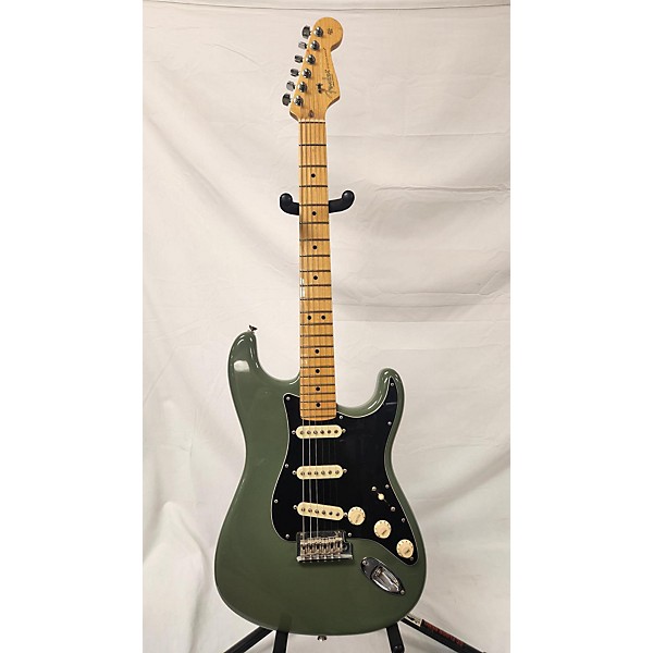 Used Fender Used Fender American Professional II Stratocaster Green Solid Body Electric Guitar