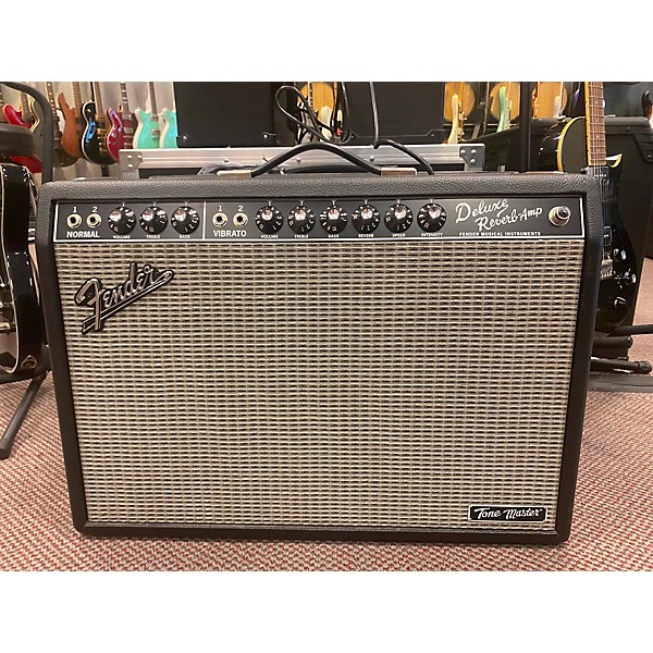 Used Fender Deluxe Reverb 22W 1x12 Tube Guitar Combo Amp