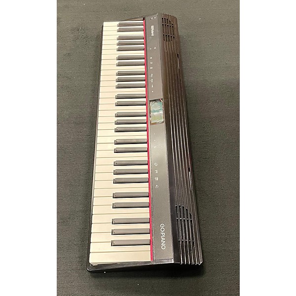 Used Roland GO61P Portable Keyboard