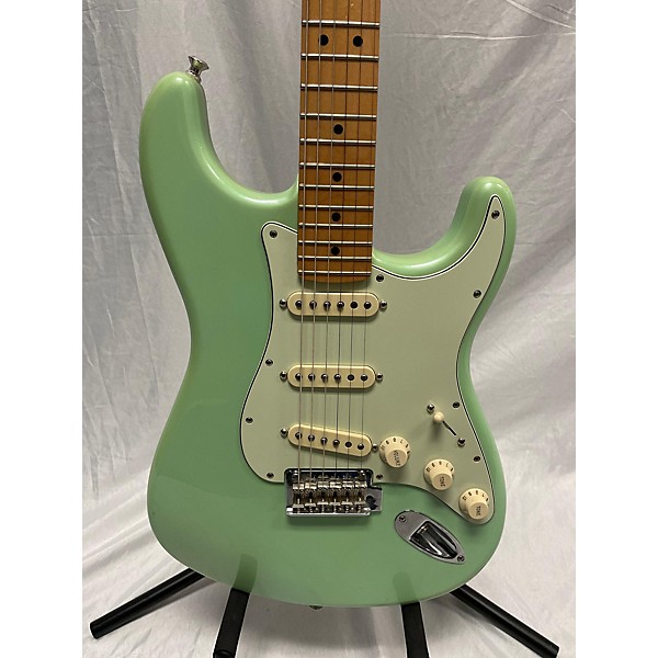 Used Fender Used 2019 Fender Player Plus Stratocaster SURF PEARL Solid Body Electric Guitar