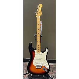 Used Fender Used Fender Modern Player Stratocaster 2 Color Sunburst Solid Body Electric Guitar