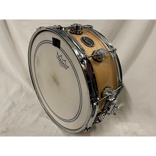 Used DW 14X5  Performance Series Snare Drum