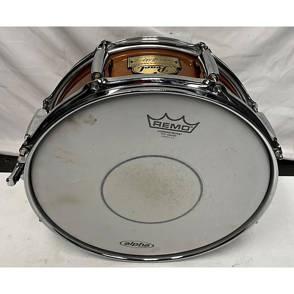 Used Pearl 13X5 Omar Hakim Snare Drum