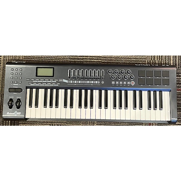 Used M-Audio Axiom 49 Key/wpads Keyboard Workstation