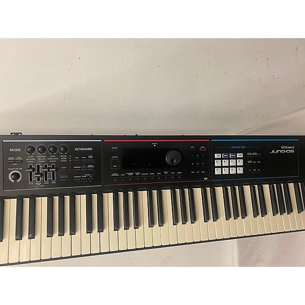 Used Roland JUNO DS 88 Synthesizer