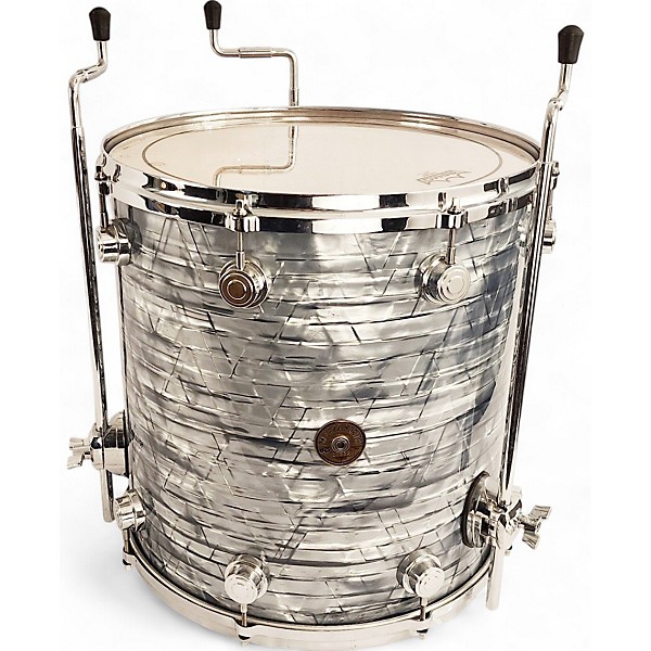 Used DW 3 Piece Collector's Series Jazz sky blue pearl Drum Kit