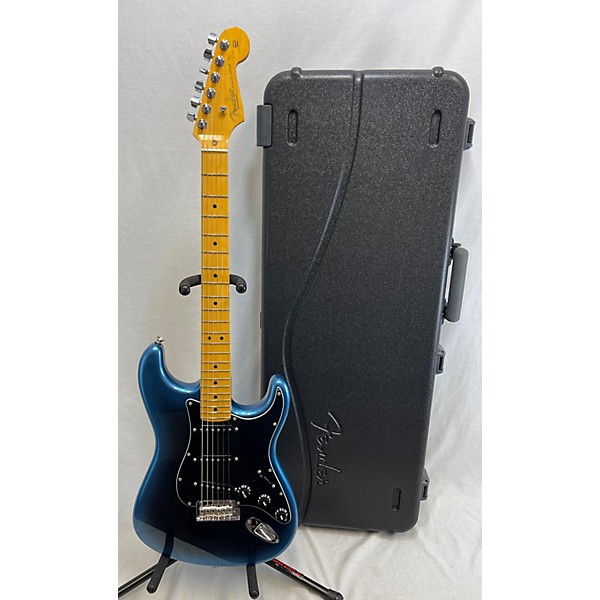 Used Fender Used Fender American Professional II Stratocaster Midnight Blue Solid Body Electric Guitar