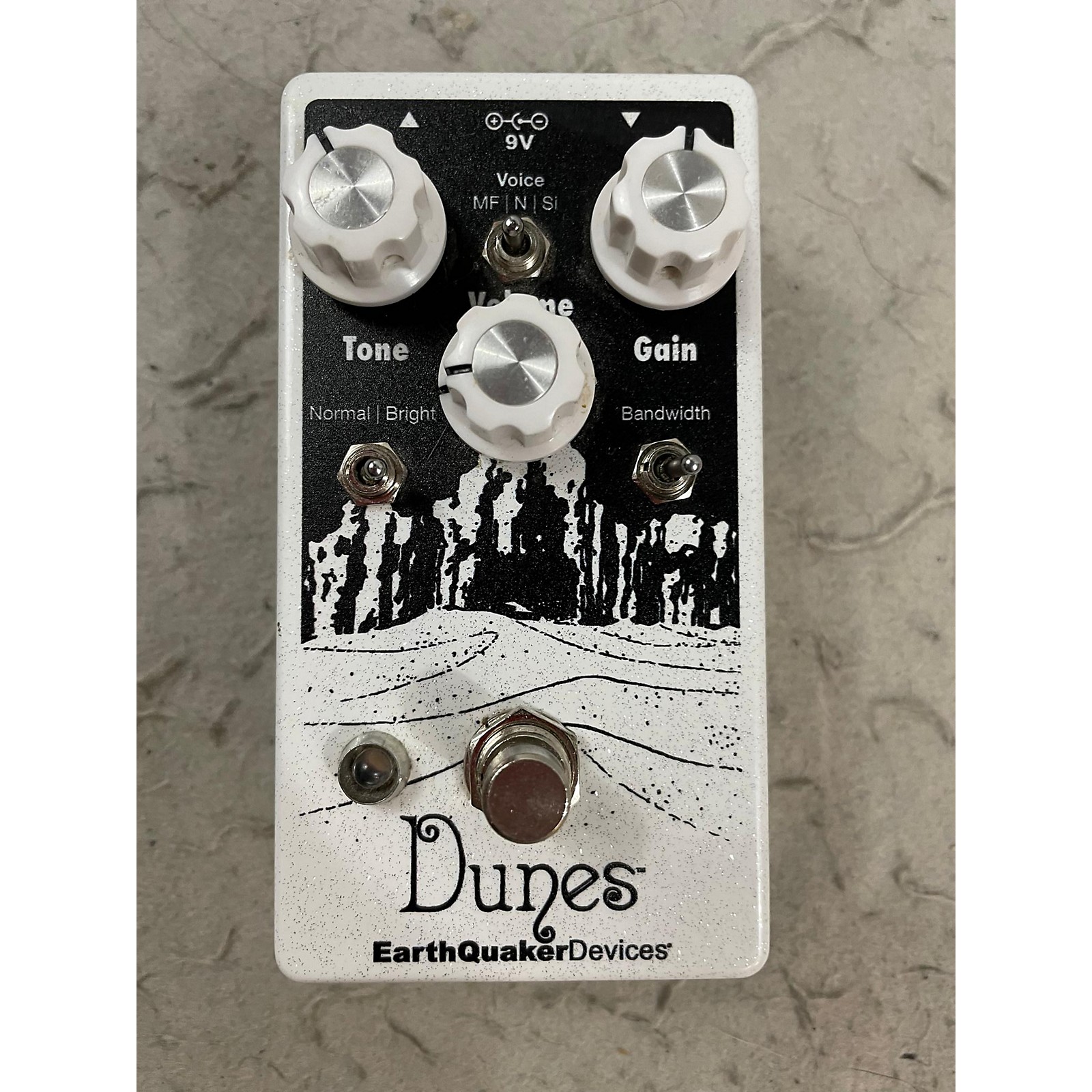 Used EarthQuaker Devices Dunes Overdrive Effect Pedal | Guitar Center