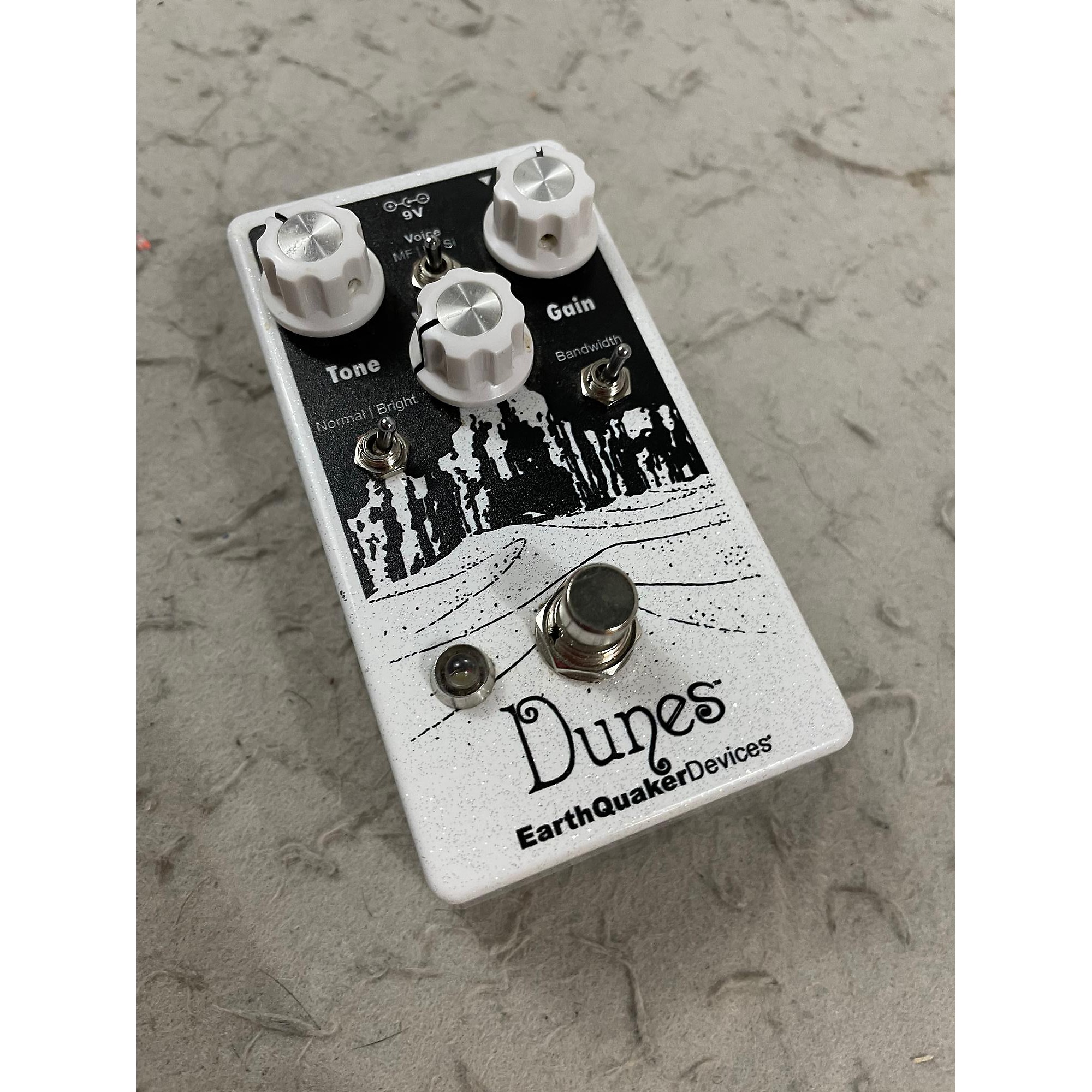 Used EarthQuaker Devices Dunes Overdrive Effect Pedal | Guitar Center