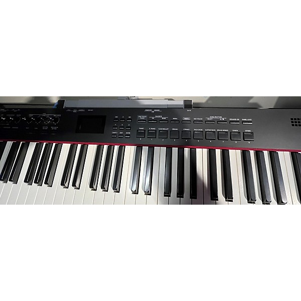 Used Roland RD 88 Keyboard Workstation