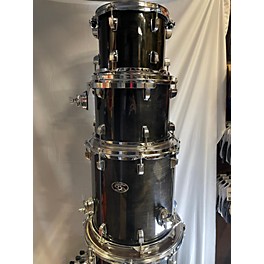 Used Ludwig Used Ludwig 5 piece Element Evolution Black Onyx Drum Kit