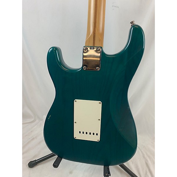 Used Fender Used Fender Highway One Stratocaster Green Solid Body Electric Guitar