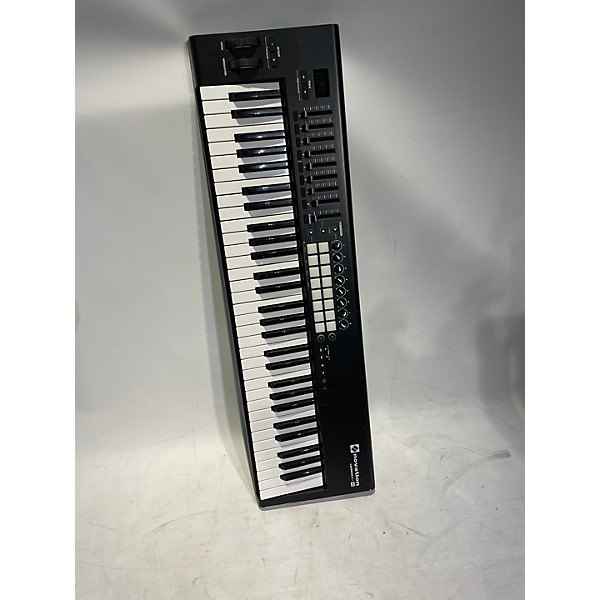 Used Novation Used Novation Launchkey 61 Key MIDI Controller