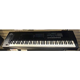 Used Roland Used Roland Fantom 8 Keyboard Workstation