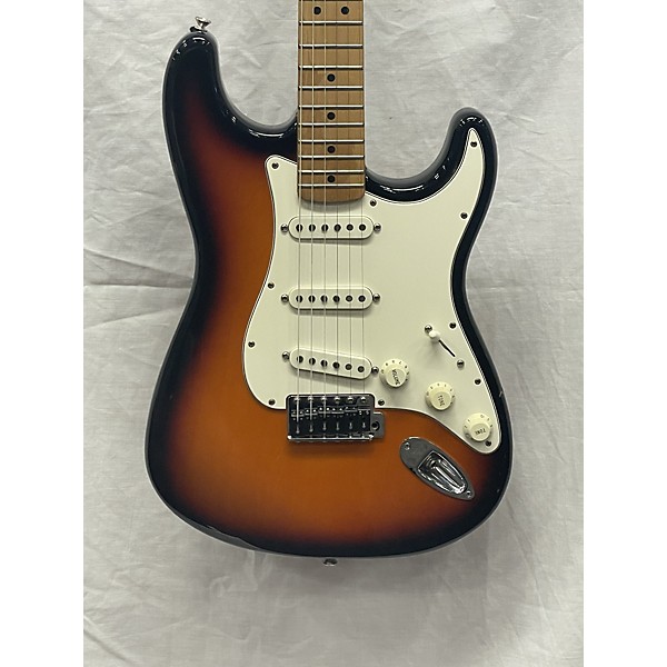 Used Fender Used Fender Standard Stratocaster 2 Color Sunburst Solid Body Electric Guitar