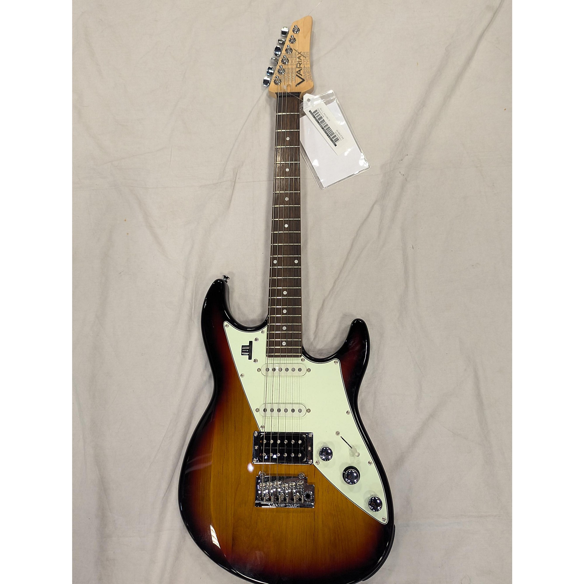 Used Line 6 JTV-693T James Tyler Variax Solid Body Electric Guitar Sunburst  | Guitar Center