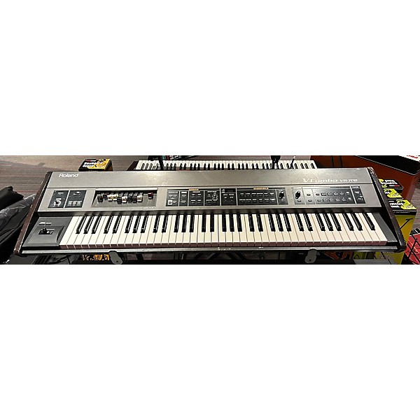 Used Roland VR700 Organ