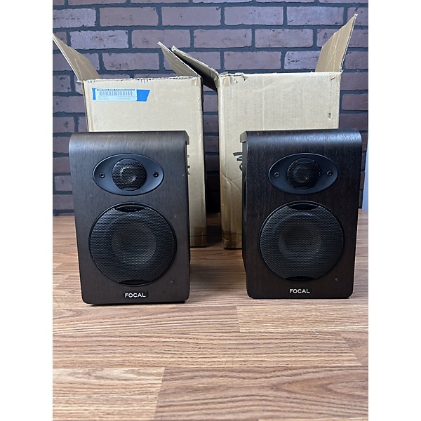 Used Focal Shape 40 Powered Monitor