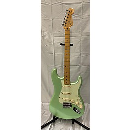 Used Fender Used Fender Player Stratocaster Green Solid Body Electric Guitar